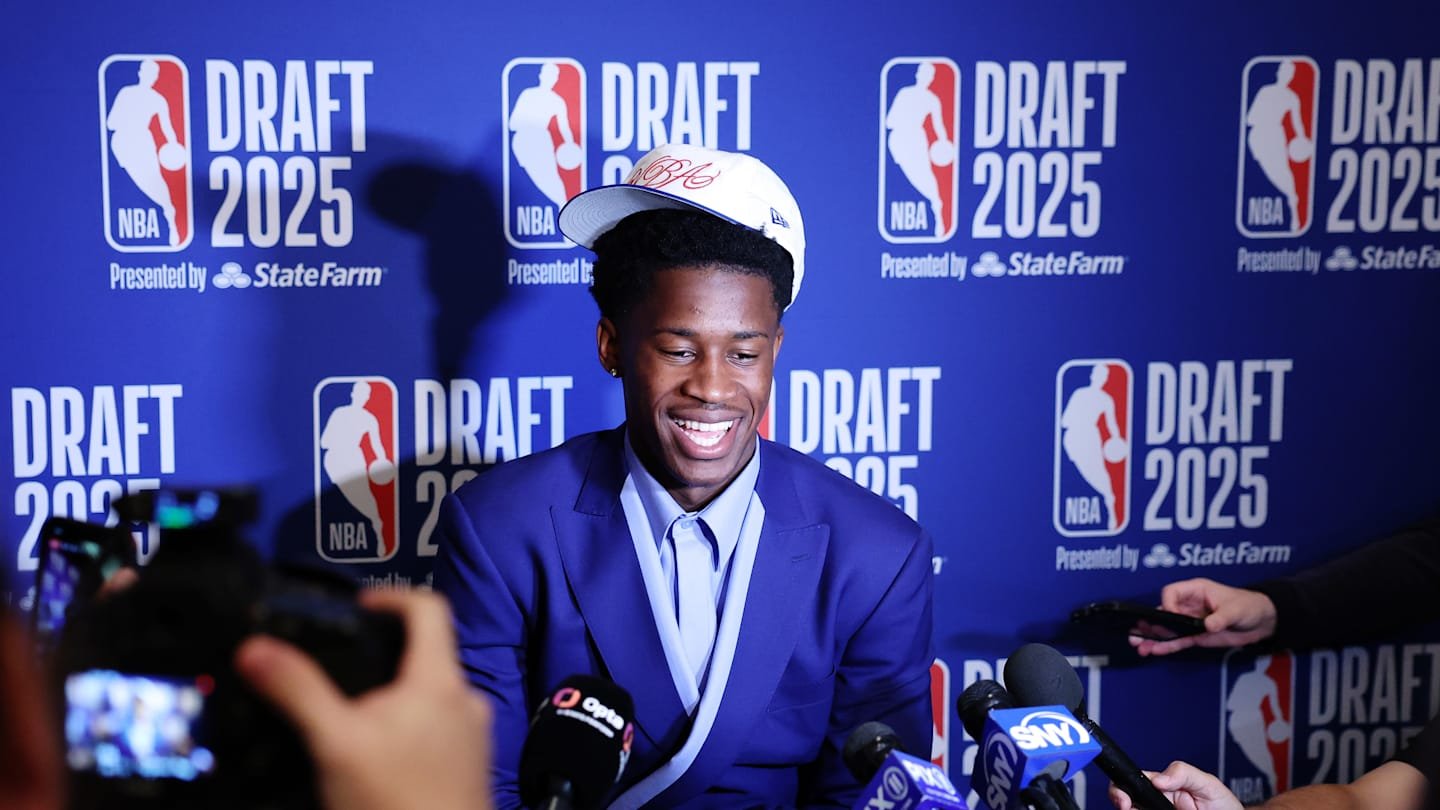 „76ers“ po 2025 m. NBA juodraštyje tyliai sudaro subtilų sąrašą