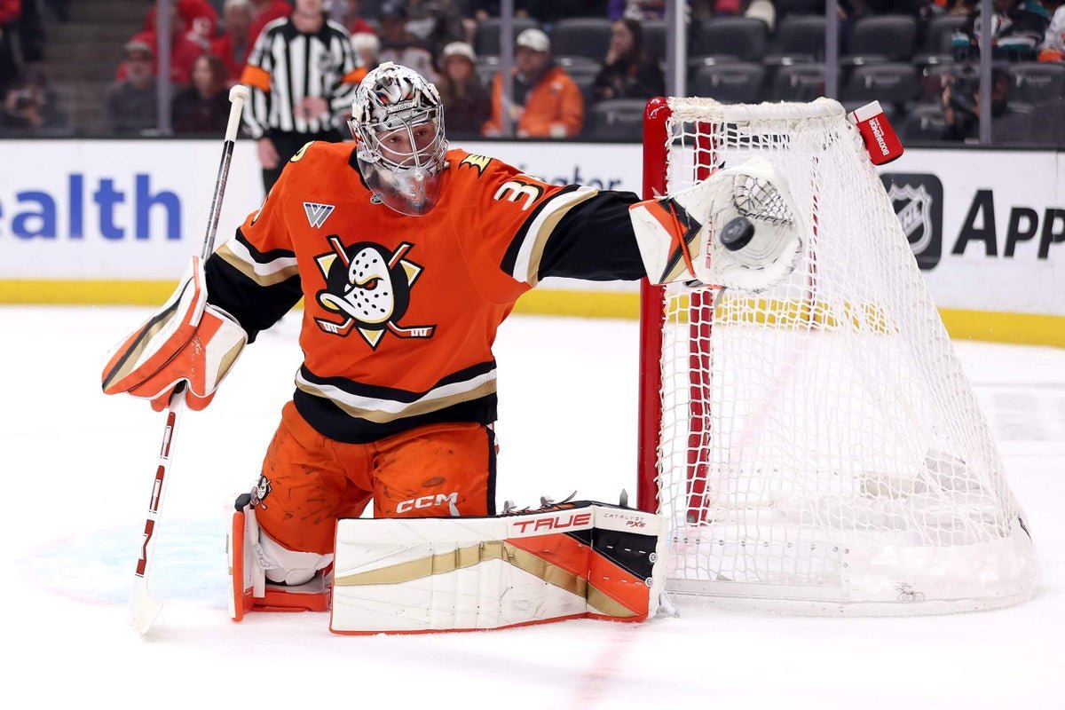„Red Wings“ prekiauja Johnu Gibsonu „Ducks“: Kodėl dabar ir kodėl Detroitas?