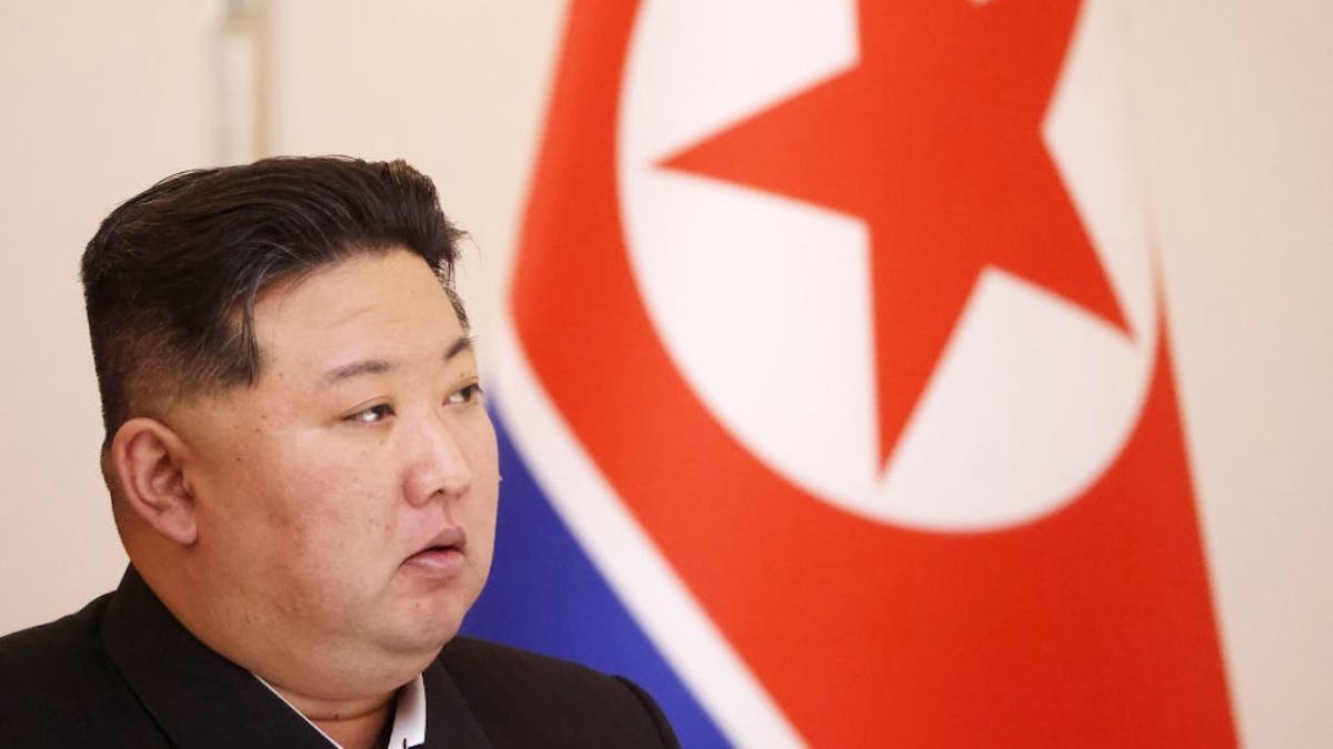 Šiaurės Korėjos jūros paplūdimio kurortas atidarytas „Kūrybos kūrimu“ Kim Jong UN