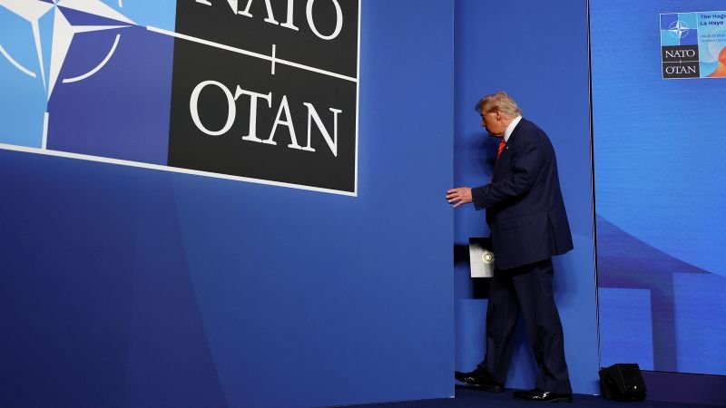 Trumpas sako, kad Fed kėdė Powellas yra „vidutinis psichinis asmuo“, ir sako, kad jis dirba pakaitalu