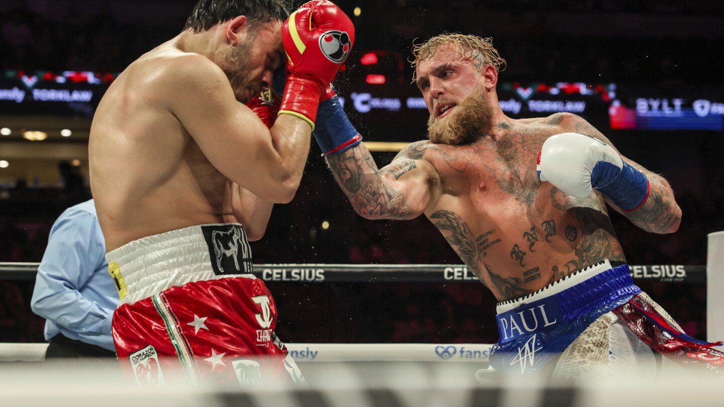 Džeikas Paulius įveikė buvusį vidurinės kategorijos čempioną Julio Cesar Chavez Jr.