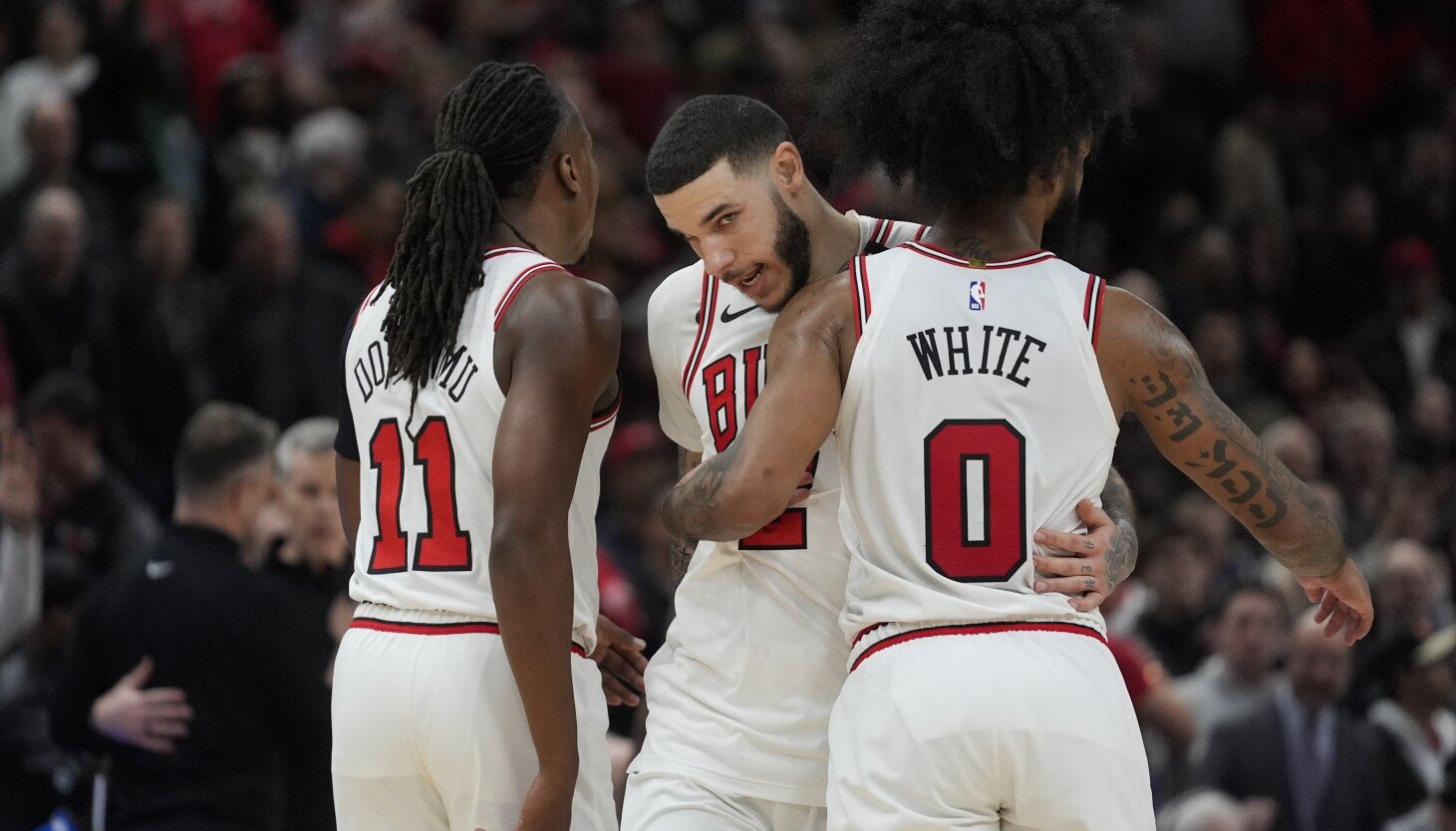 „Bulls“ prekiauja su kilpos kamuoliu, tikėdamasis būti medžiotoju, o ne medžioti