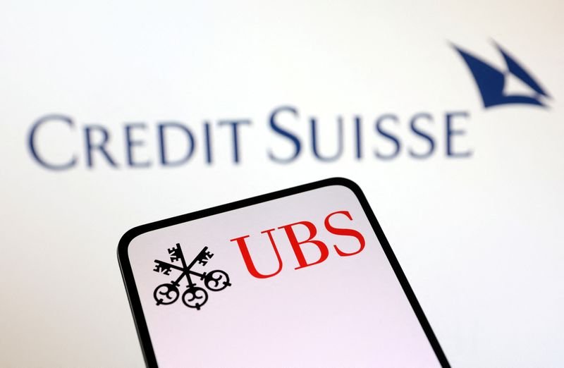 UBS turi susidurti