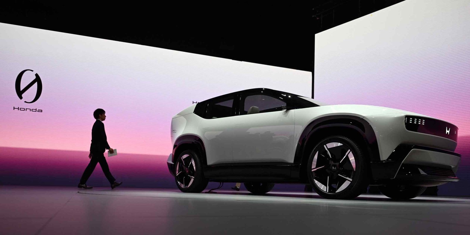 „Honda“ įrašai vystosi EV SEV dėl mūsų paklausos sumažėjimo