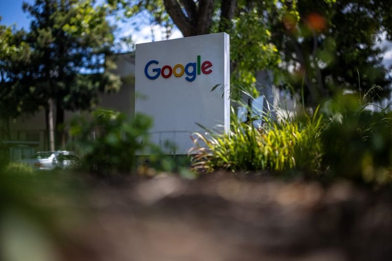 „Google AI“ kodavime buvo naudojamas „Windsurf“ vadovas, siekdamas padidinti 2,4 milijardo dolerių sandorius
