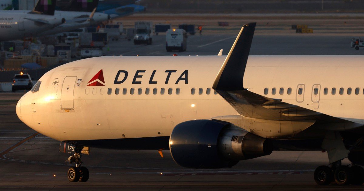 „Delta“ keleiviai buvo įstrigę per naktį saloje Atlanto vandenyno viduryje