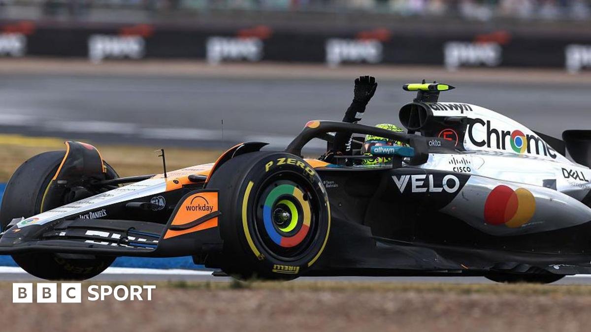 Rezultatas iš Didžiosios Britanijos „Grand Prix“: Lando Norris laimi dramatiškas „Silverstone“ lenktynes ​​iš Oskaro Piathrasi