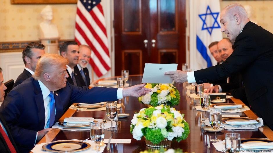 Trumpas sako, kad „Hamas“ nori paliaubų – DW – 2012-08-07