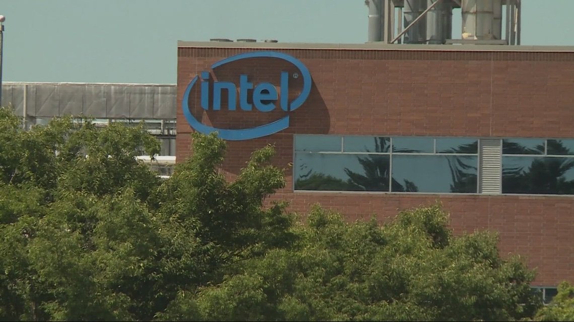 „Intel Oregon“ sutrumpino iki 2 392