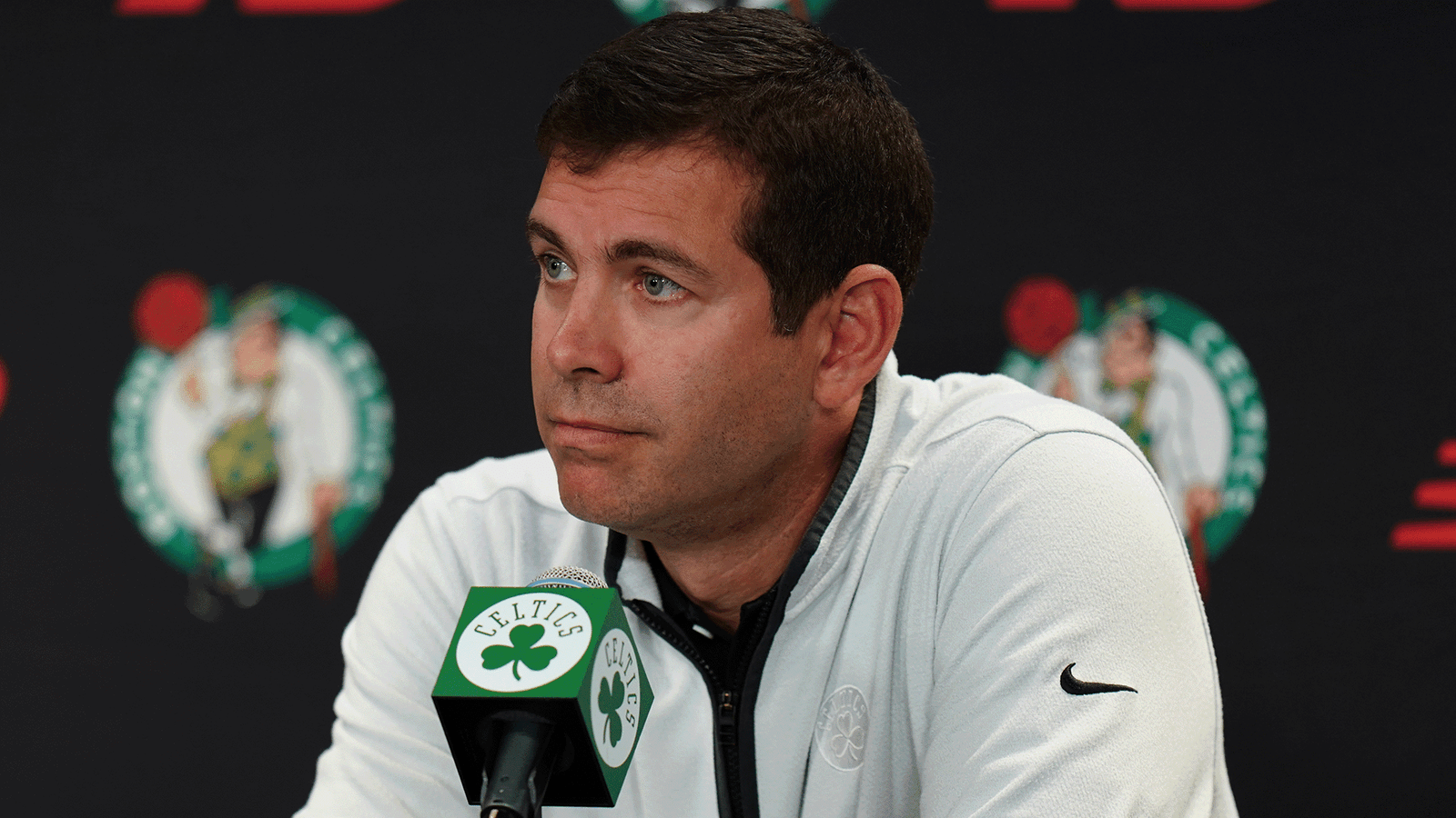 „Celtics“, buvęs „Trail Blazers“ superžvaigždė turi „abipusį susidomėjimą“