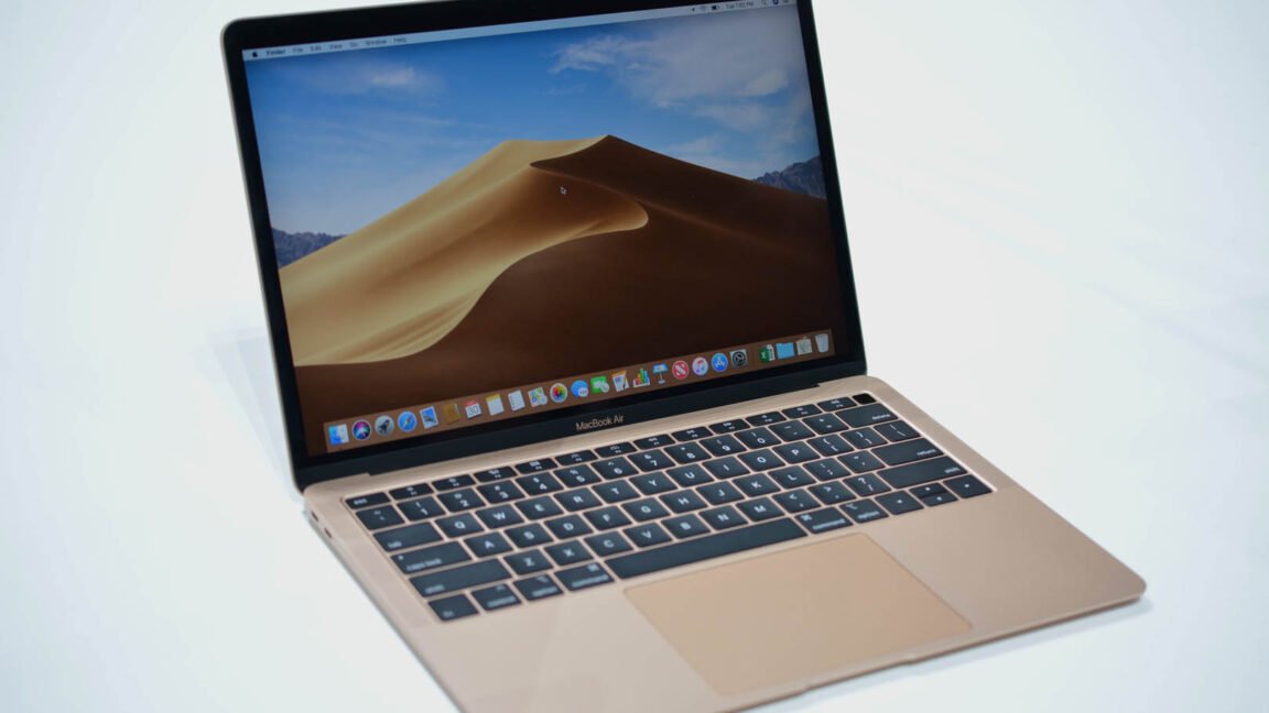 Koks bus pigus „MacBook“ įrenginys, kurį „Apple A18“ veikia realybėje?
