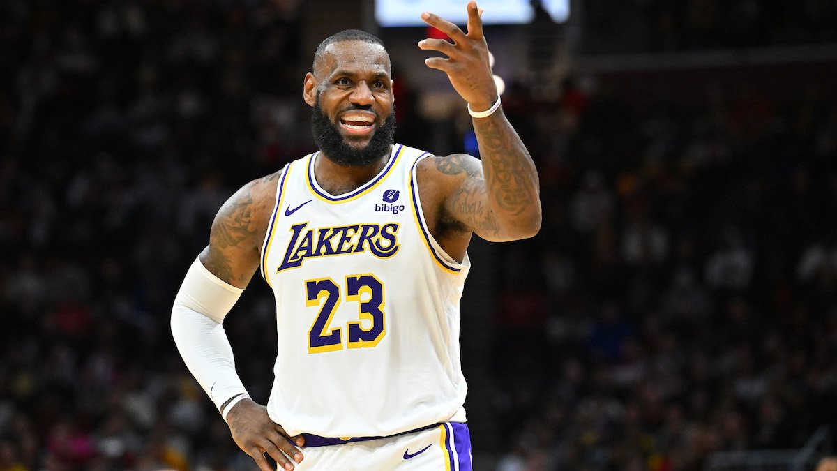 LeBronas Jamesas Tvirta žinia „Cavaliers“ fone grąžina gandus