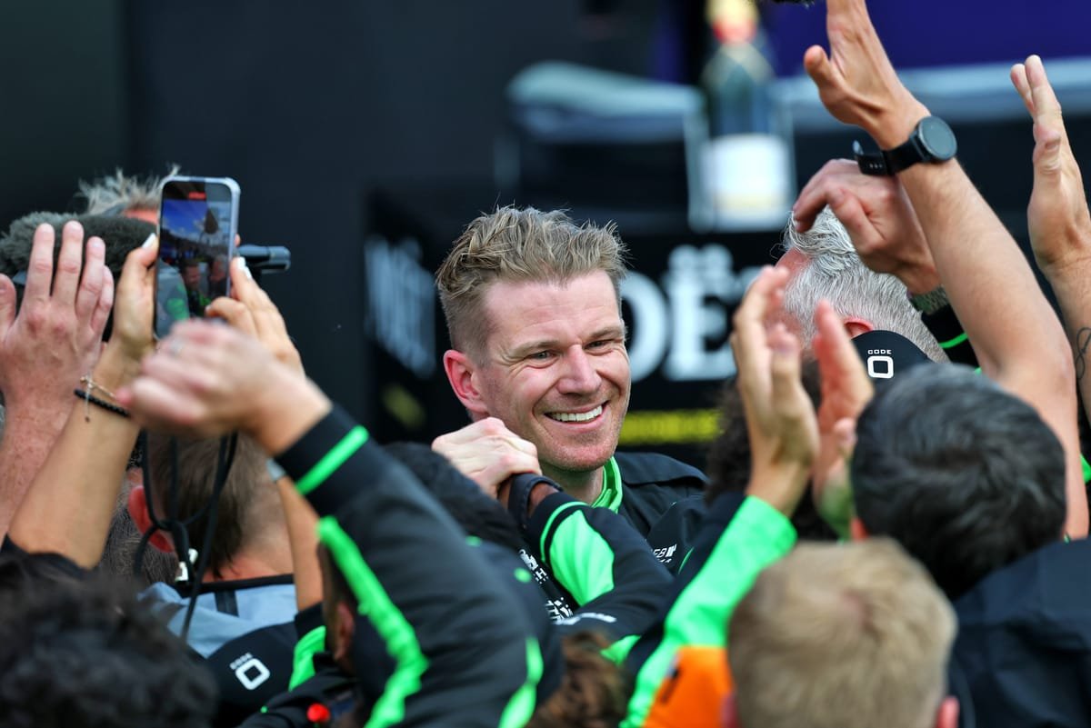 Hulkenbergo podiumas baigiasi baisia ​​F1 neteisybė