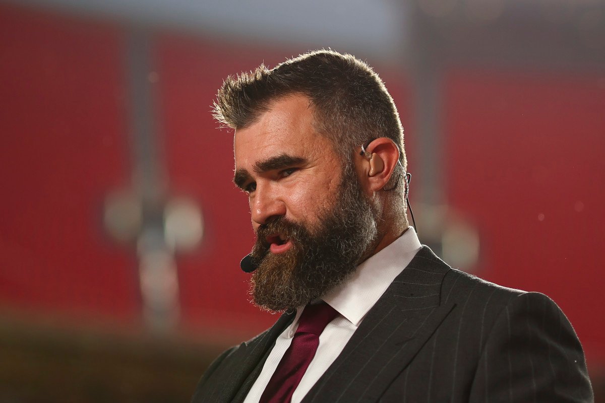 Jasonas Kelsas atsisako atsiprašyti už savo nuomonę apie Ameriką