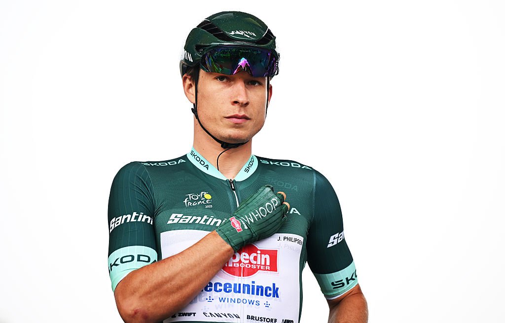 Jasper Philipsen už „Tour de France“ po stipraus sprinto katastrofos 3 etapo metu