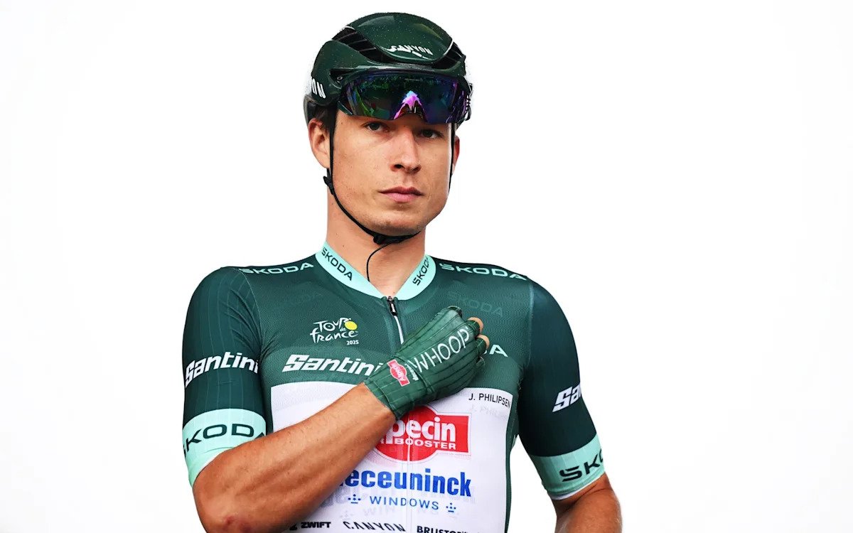 Chaotiškas trečiasis „Tour de France“ etapas mato Jasperį Philipseną.