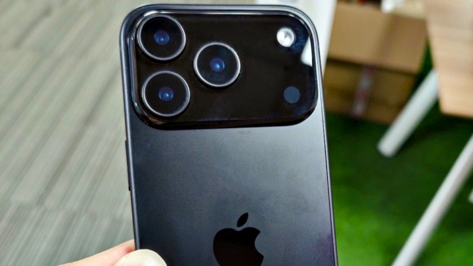„iPhone 17 Pro Dummy Unit“ nuotėkis ką tik padaugėjo, kad pakeistų mamuto dizainą